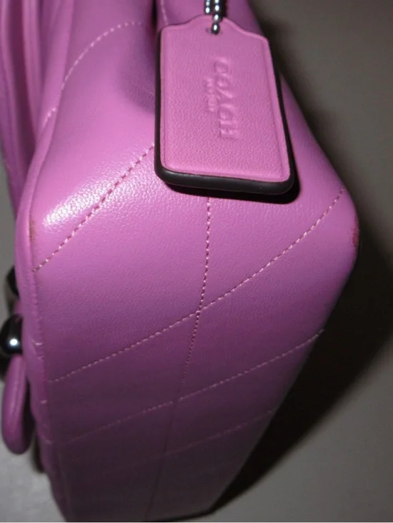 Tabby Shoulder Bag 26 With Pillow Quilting - Picture 6 of 8